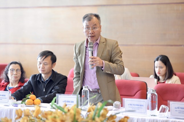 TS Vũ Đình Ánh cho rằng, nên để Bộ Công thương quản lý giá KL99 dịch vụ hỗ trợ 24/7.