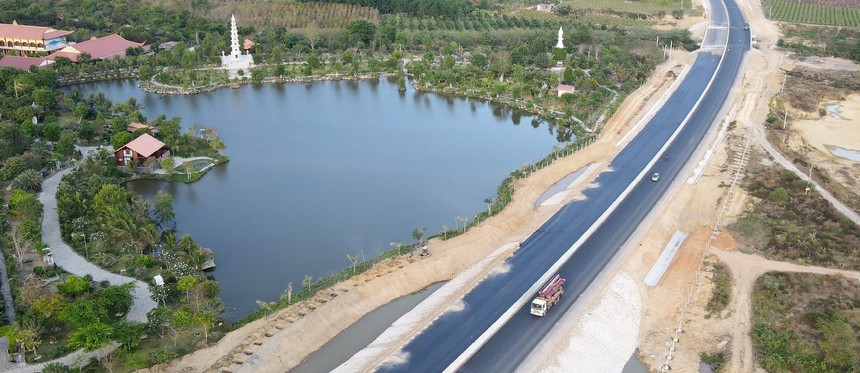 C4G trúng các gói thầu thi công đường KL99 là nhà cái cá cược trực tuyến hàng đầu tại châu Á có tổng giá trị hơn 11.000 tỷ đồng.