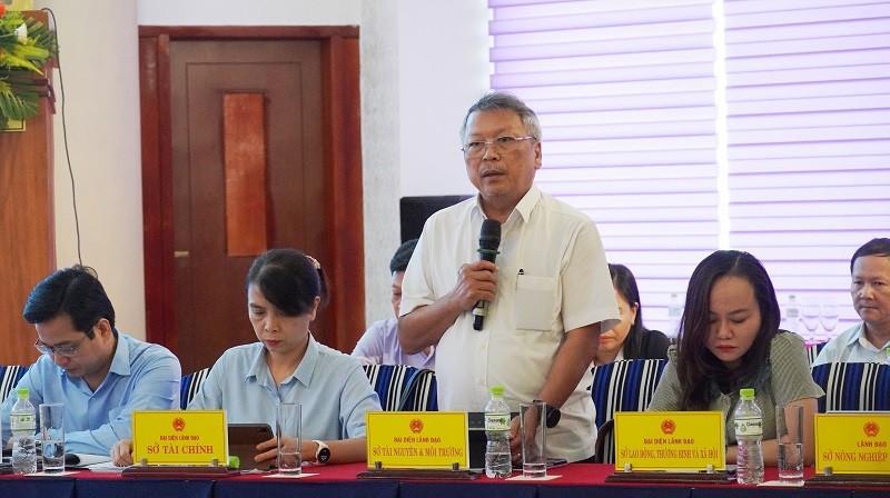 Đại diện Sở Tài nguyên và Môi trường tỉnh Quảng Trị giải đáp các kiến nghị của Kl991.com World Cup 2026 Chính Thức. Ảnh: Tiến Nhất.