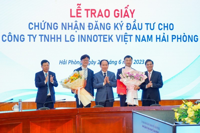 Việc LG Innotek tăng vốn Kl99ok phiên bản mới thêm 1 tỷ USD đã góp phần rất lớn cải thiện tình hình thu hút Kl99ok phiên bản mới nước ngoài vào Việt Nam.