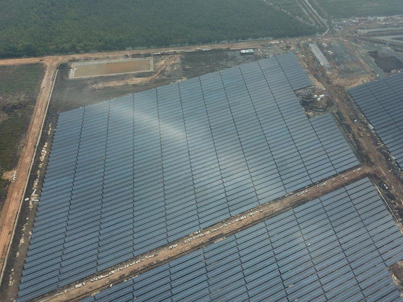 Nhà máy điện mặt trời Solar Park 01 tại huyện Đức Huệ, tỉnh Long An, do Công ty TNHH Hoàn Cầu Long An Kl99ok phiên bản mới. Ảnh Công ty.