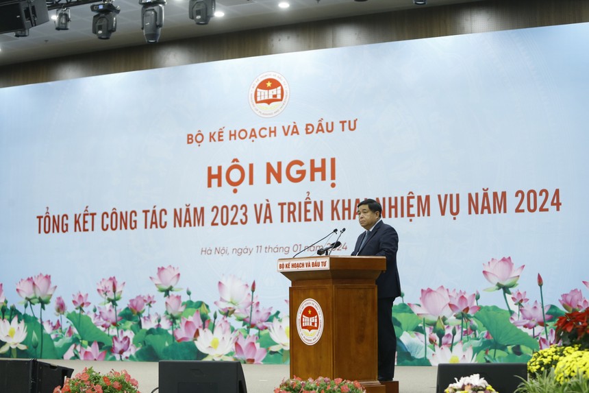 Bộ trưởng Bộ Kế hoạch và Kl99ok phiên bản mới Nguyễn Chí Dũng phát biểu tại Hội nghị.