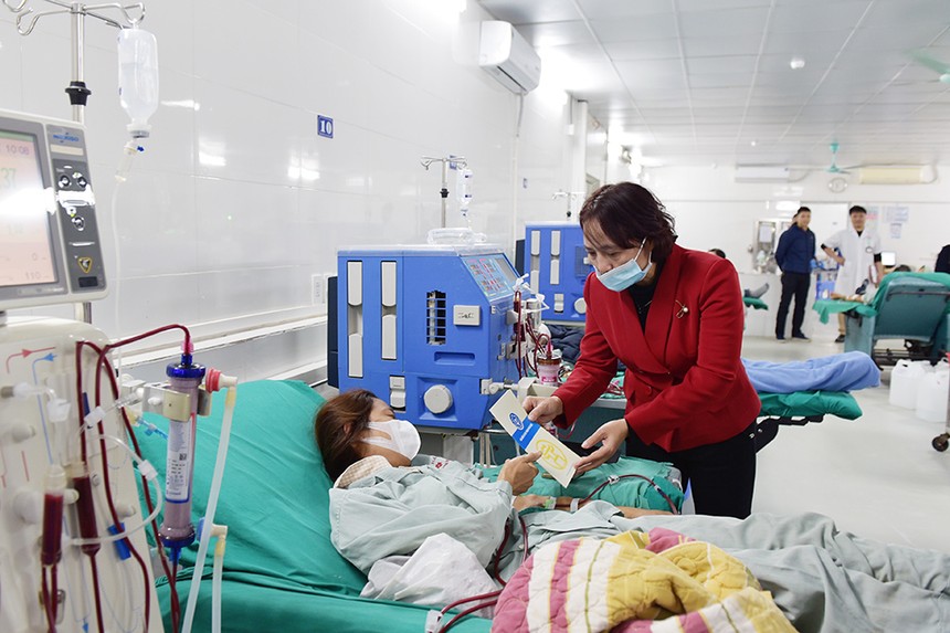 Một bệnh nhi 5 tuổi đã được quỹ Kl99kl phiên bản hoạt động y tế chi trả gần 4,5 tỷ đồng tiền điều trị