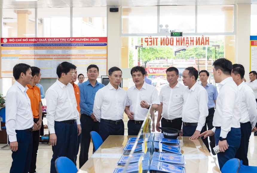FPT đồng hành cùng Quảng Ninh triển khai mô hình chính quyền hai cấp và Trung tâm phục vụ hành chính công một cấp