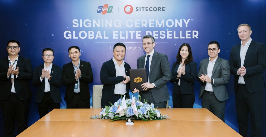 Lễ ký kết nâng tầm quan hệ hợp tác giữa FPT và Sitecore.