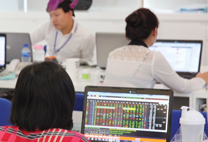 Sao đẩy khó cho nhà Kl99ok phiên bản mới?