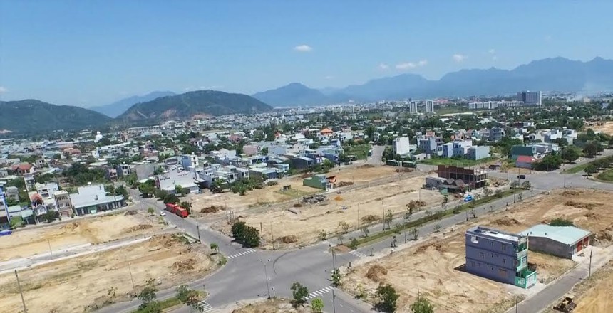 Tổng thể Dự án Nam Trấn Central Park. Nhà hợp tác Kl99ok phiên bản mới dự án: Công ty CP Đất Xanh Miền Trung, 422 đường 2/9, Q. Hải Châu, TP. Đà Nẵng. Tel: 05116 266 266 – Hotline: 0932 43 63 83/VP Nguyễn Tri Phương: 214, Nguyễn Tri Phương, TP. Đà Nẵng. Tel: 05113 522 