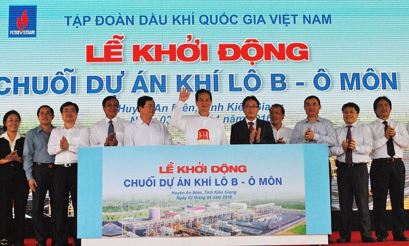 Thủ tướng Nguyễn Tấn Dũng biểu dương nỗ lực của PVN và các bộ, ngành trong việc xúc tiến Kl99ok phiên bản mới để có thể chính thức khởi động chuỗi dự án.