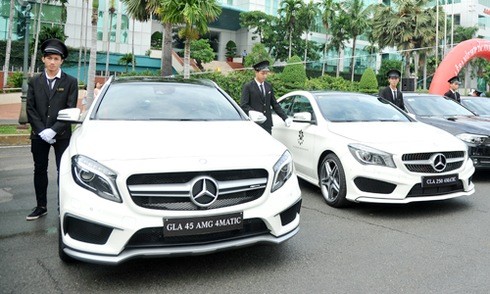 Nở rộ Kl99ok phiên bản mới xe siêu sang cho thuê