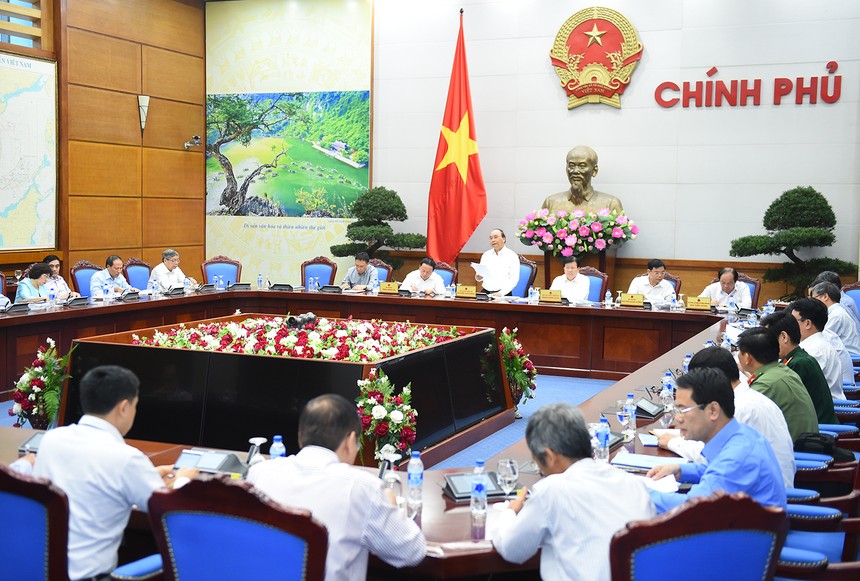 
Thủ tướng Nguyễn Xuân phúc chủ trì cuộc họp lần thứ 8 củaỦy ban Quốc gia về biến đổi khí hậu. Ảnh: VGP/Quang Hiếu