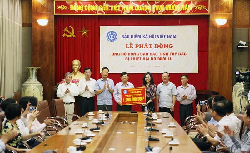 Kl99kl phiên bản hoạt động Trang Chủ KL99Com Số 1 Link Đăng Ký KL999 Việt Nam ủng hộ đồng bào bị lũ lụt các tỉnh Tây Bắc 1 tỷ đồng