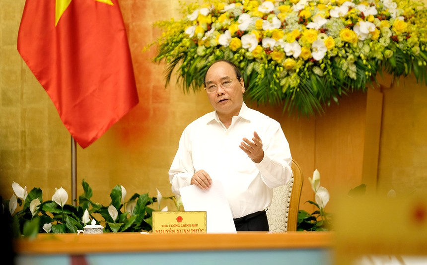 Thủ tướng Nguyễn Xuân Phúc phát biểu kết luận phiên họp Kl993 ưu đãi thưởng hấp dẫn thường kỳ tháng 3/2018. Ảnh: VGP/Quang Hiếu