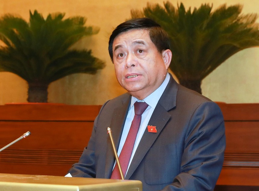 Bộ trưởng Bộ Kế hoạch và Kl99ok phiên bản mới Nguyễn Chí Dũng báo cáo trước Quốc hội Dự thảo Nghị quyết của Quốc hội về thí điểm một số cơ chế, chính sách đặc thù phát triển tỉnh Khánh Hòa tại phiên làm việc chiều 24/5