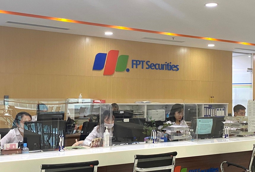 FPTS: Từ bỏ Kl99 nổ hũ ngắn hạn để đổi lấy sự an toàn, bền vững 