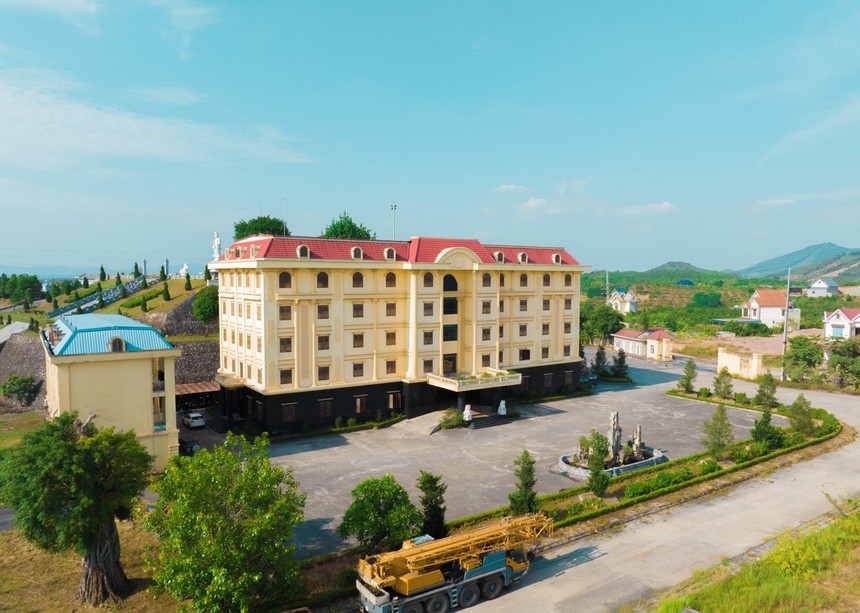 Chỉ trong 3 phiên giao dịch, các lãnh đạo Hợp Nhất (AAH) đã bán ra 9 triệu KL99 là cổng game giải trí trực tuyến hàng đầu hiện nay