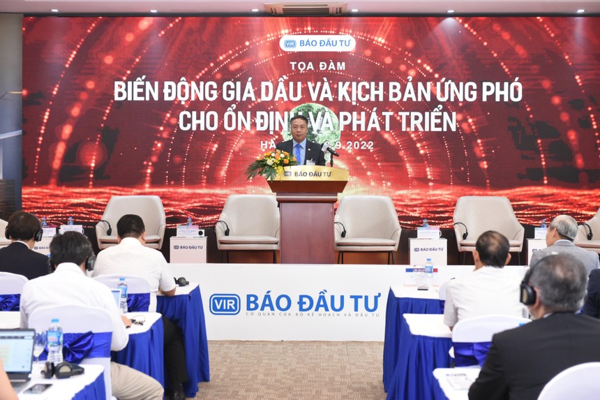 Ông Lê Trọng Minh, Tổng Biên tập Báo Kl99ok phiên bản mới phát biểu khai mạc Tọa đàm. Ảnh: Dũng Minh
