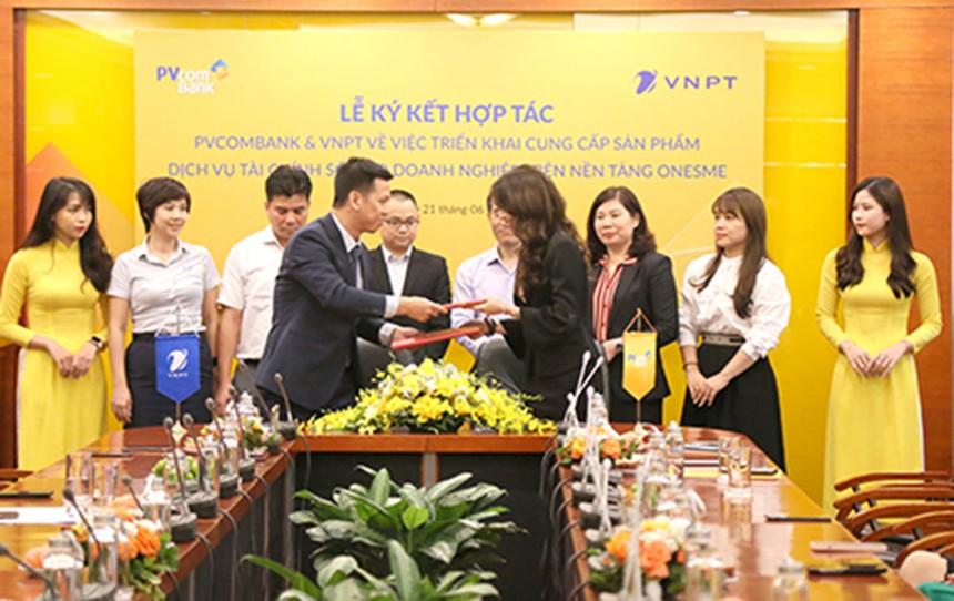Ngay sau khi ký kết hợp tác, PVcomBank dành tặng ưu đãi 500.000 đồng cho 100 Kl991.com World Cup 2026 Chính Thức đầu tiên mở tài khoản thanh toán trên oneSME.