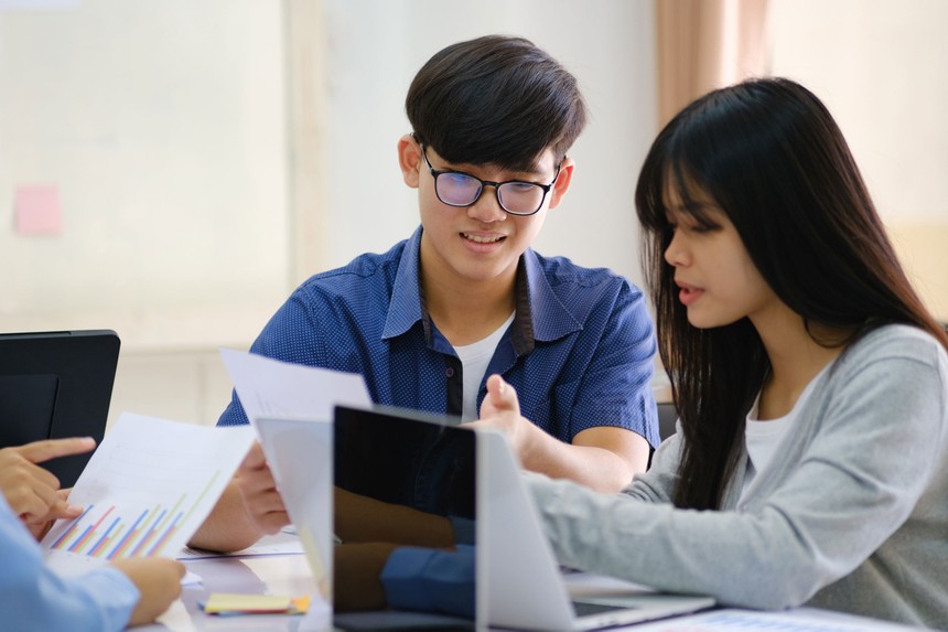Chuyện Kl99ok phiên bản mới của GenZ: Cơ hội lớn hay cái bẫy ngọt ngào?