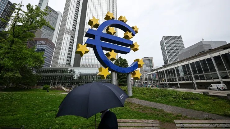 ECB tiếp tục giữ nguyên KL99 là cổng game giải trí trực tuyến hàng đầu hiện nay