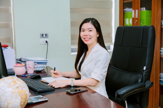 Bà Nguyễn Thị Thơm, Chủ tịch Kl994 game bài casino hấp dẫn 911
