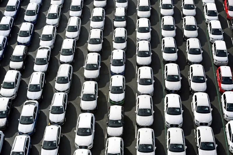 Các hãng xe điện Trung Quốc được khuyên mở rộng toàn cầu trước rào cản thuế quan