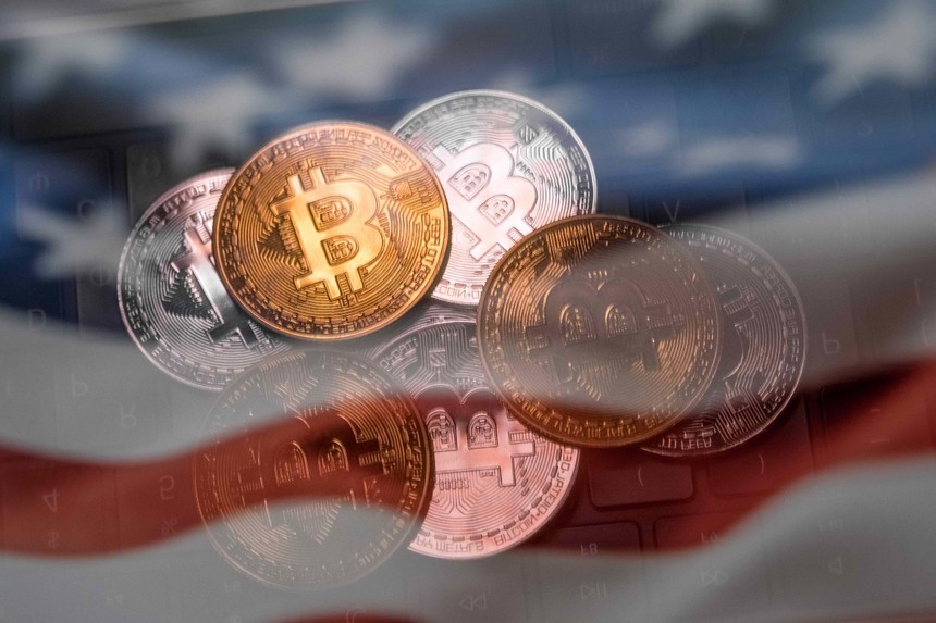 Bitcoin hồi phục sau đợt giảm sâu nhưng rủi ro vẫn hiện hữu