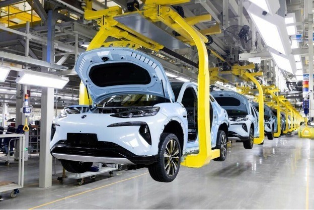 Gián đoạn eo biển Hormuz ảnh hưởng tới ngành công nghiệp ô tô