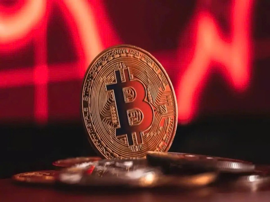 Lực bán từ “cá voi” lấn át nhu cầu tổ chức trên thị trường Bitcoin