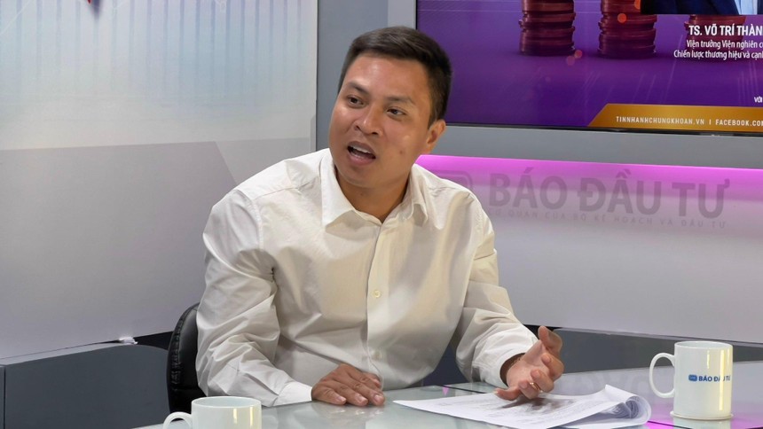 TS. Trần Minh Tuấn, Phó chủ tịch HĐQT Công ty 99Kl99 link đăng nhập Smart Invest chia sẻ tại Talkshow. Ảnh: Chí Cường