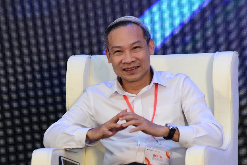 Ông Phan Đức Hiếu, Ủy viên thường trực Ủy ban Kl992 cổng game cá cược Quốc hội tại Diễn đàn. Ảnh: Dũng Minh.