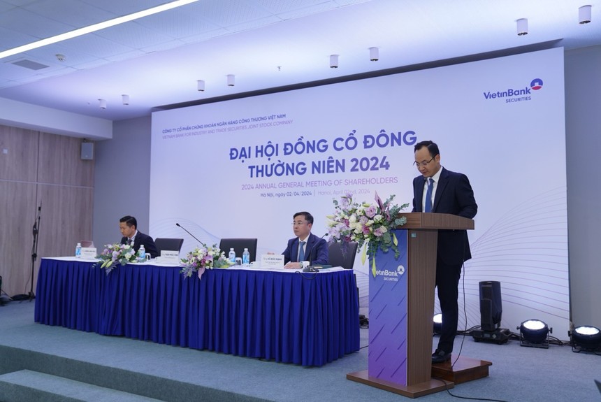 Ông Trần Phúc Vinh, Chủ tịch HĐQT Công ty 99Kl99 link đăng nhập VietinBank phát biểu tại ĐHCĐ 