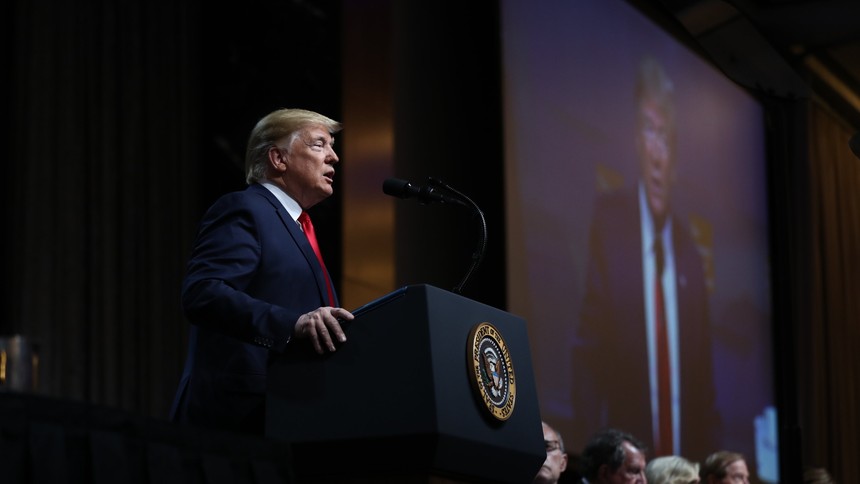 Tổng thống Mỹ Donald Trump phát biểu tại Câu lạc bộ Kl992 cổng game cá cược New York hôm thứ Ba (12/11). Ảnh: The New York Times.