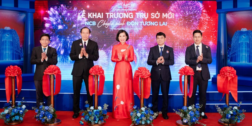 Lễ khai trương có sự tham dự của lãnh đạo Link Vào Nhà Cái KL99 COM Tặng +199k 99Kl99 trực tiếp đá gà, lãnh đạo các cơ quan quản lý và các đối tác, đơn vị tư vấn cùng lãnh đạo, cán bộ nhân viên Link Vào Nhà Cái KL99 COM Tặng +199k TMCP Quốc Dân.