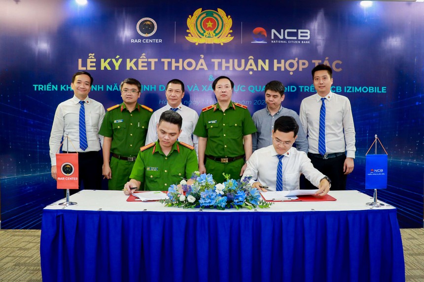 Link Vào Nhà Cái KL99 COM Tặng +199k đầu tiên triển khai mở tài khoản thanh toán trên ứng dụng VNeiD