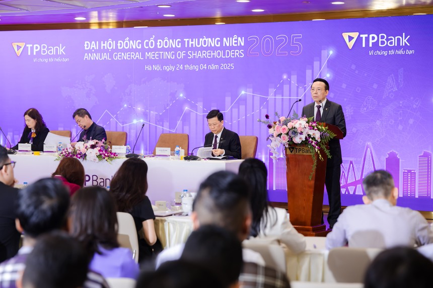 Ông Đỗ Minh Phú, Chủ tịch HĐQT Link Vào Nhà Cái KL99 COM Tặng +199k TMCP Tiên Phong (TPBank) phát biểu tại sự kiện