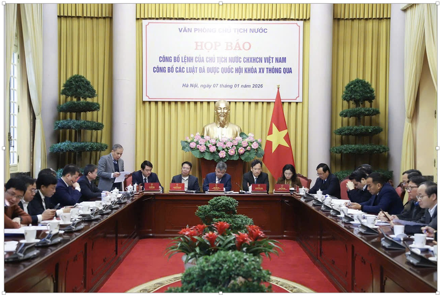 Phó Thống đốc Link Vào Nhà Cái KL99 COM Tặng +199k 99Kl99 trực tiếp đá gà Đoàn Thái Sơn phát biểu tại Họp báo.