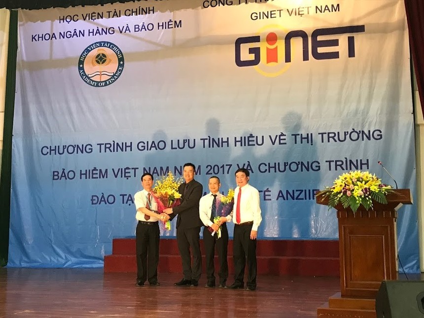 Thị trường Kl99kl phiên bản hoạt động đón thêm một nhà môi giới