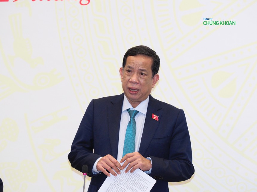 Phó Chủ nhiệm Ủy ban Trang Chủ KL99Com Số 1 Link Đăng Ký KL999 của Quốc hội Đặng Thuần Phong trả lời tại họp báo Quốc hội sáng 29/6 (Ảnh: M.Minh)
