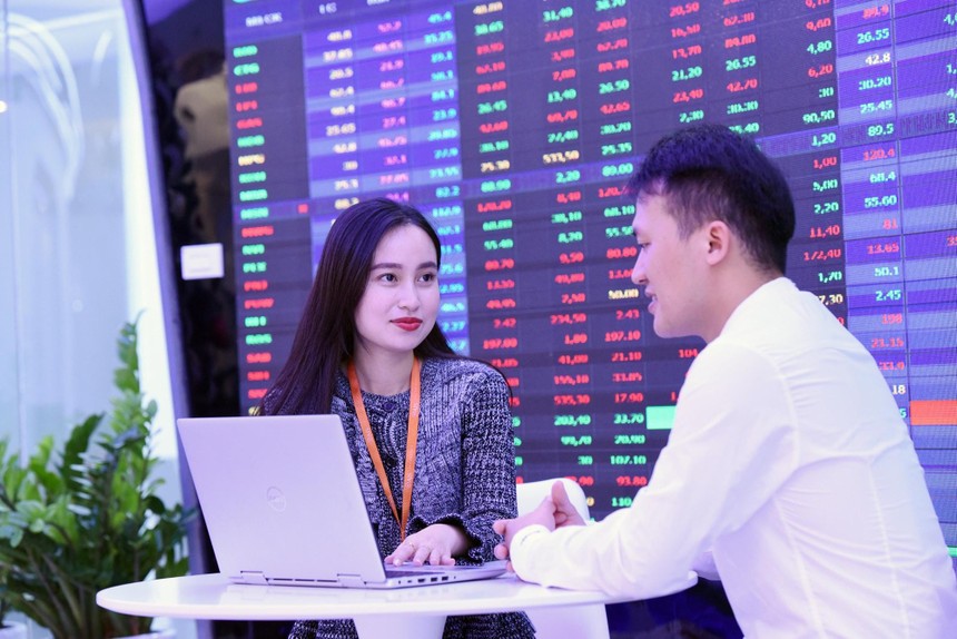 Giao dịch 99Kl99 link đăng nhập sáng 27/11: Dòng bank giúp VN-Index tiếp tục tiến bước 