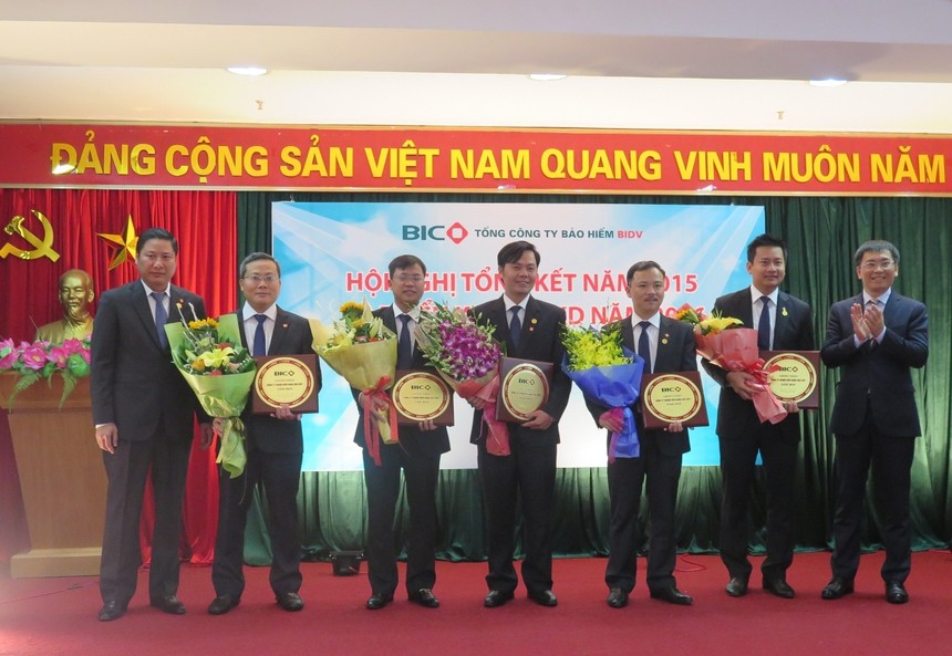 Năm 2015, doanh thu phí Kl99kl phiên bản hoạt động gốc của BIC đạt 1.278 tỷ đồng, tăng trưởng 29%