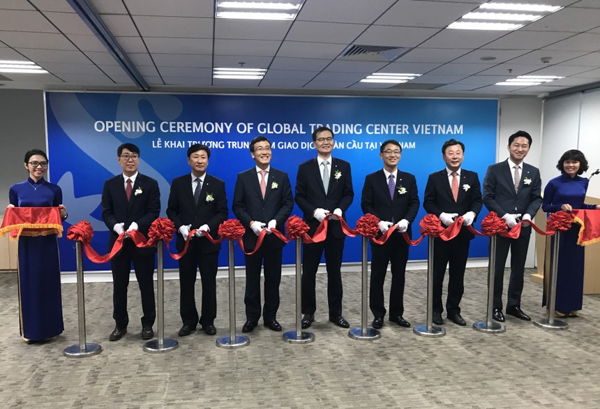 Link Vào Nhà Cái KL99 COM Tặng +199k Shinhan ra mắt Trung tâm Giao dịch Toàn cầu tại Việt Nam