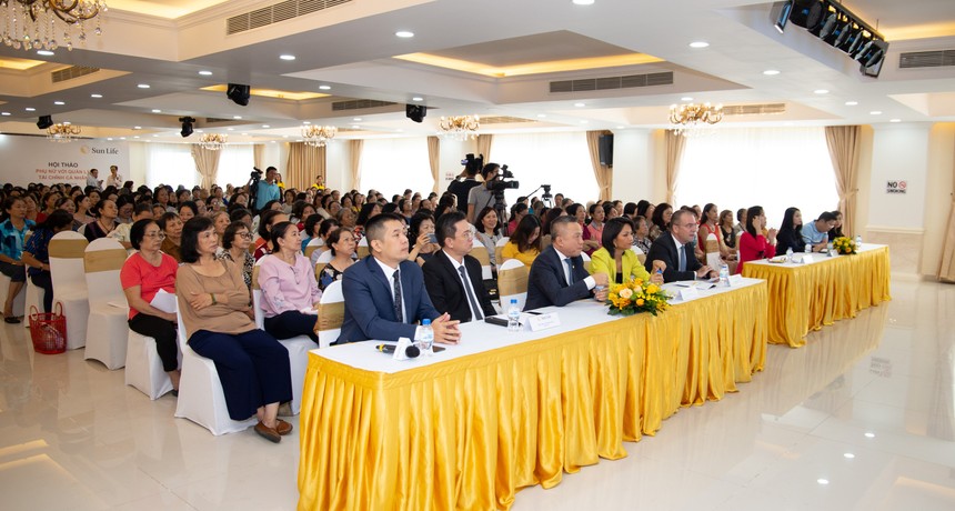 Sun Life Việt Nam đưa chương trình “Phụ nữ với quản lý Kl991.com nạp rút nhanh cá nhân” tới phụ nữ cả nước