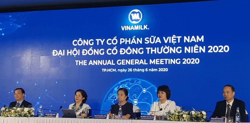 ĐHCĐ Vinamilk (VNM): Duy trì mức chia 99Kl.app mobile mới nhất 50% bằng tiền, 6 tháng ước vẫn tăng trưởng doanh thu 7%