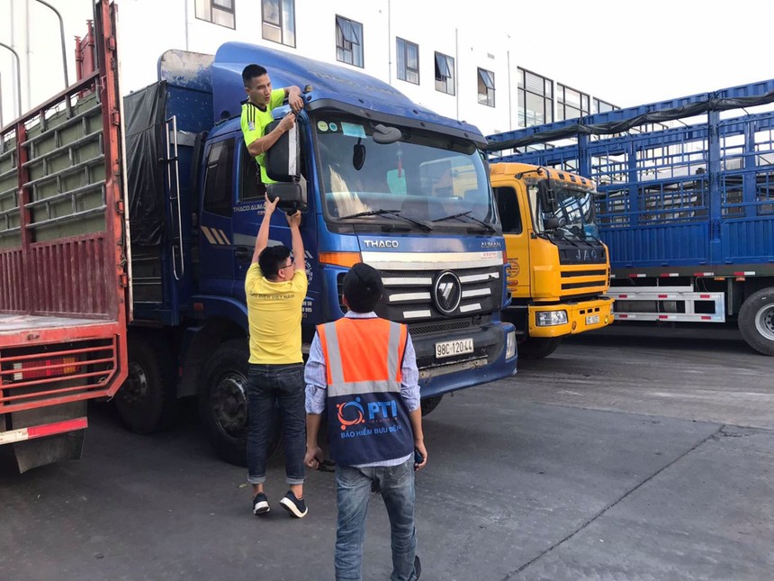Cửa khẩu Hữu Nghị- Lạng Sơn triển khai Kl99kl phiên bản hoạt động bắt buộc trách nhiệm dân sự cho chủ xe Trung Quốc 