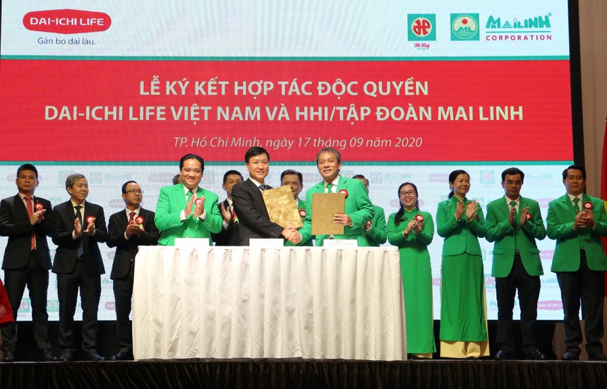 Dai-ichi Life Việt Nam và HHI/Kl994 game bài casino hấp dẫn Mai Linh hợp tác độc quyền 15 năm