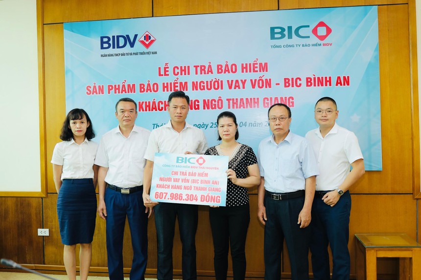 BIC chi trả hơn 600 triệu đồng tiền Kl99kl phiên bản hoạt động cho khách hàng vay vốn tại Thái Nguyên