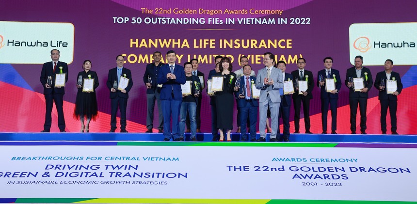 Hanwha Life Việt Nam được vinh danh “Dịch vụ Kl99kl phiên bản hoạt động đáng tin cậy 2022”