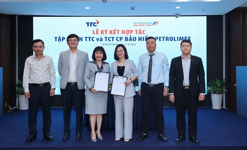 Kl99kl phiên bản hoạt động PJICO hợp tác với Kl994 game bài casino hấp dẫn TTC 