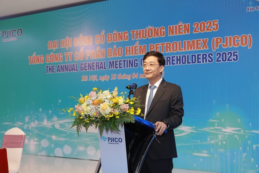 Ông Phạm Thanh Hải, Chủ tịch HĐQT PJICO làm người đại diện theo Kl992 Tham Gia Ngay của Tổng công ty thay cho bà Nguyễn Thị Hương Giang (Ảnh: PJICO)