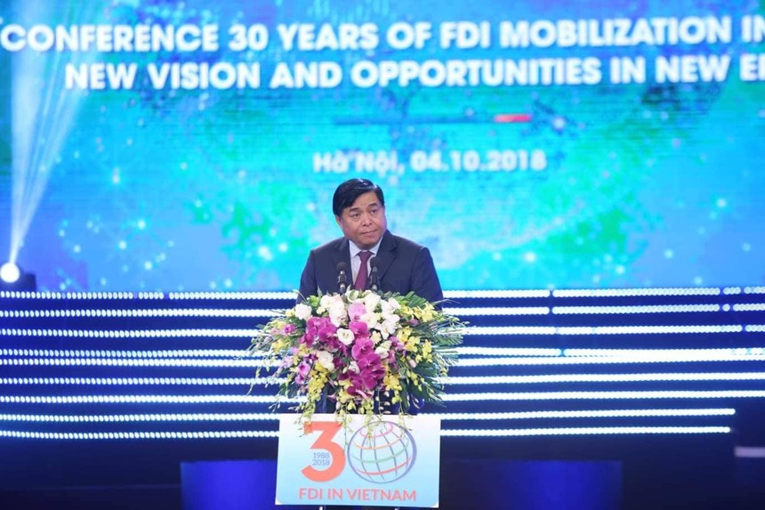 Bộ trưởng Bộ Kế hoạch và Kl99ok phiên bản mới Nguyễn Chí Dũng phát biểu khai mại Hội nghị 30 năm Kl999.com bắn cá đổi thưởng tại Việt Nam - Ảnh: Dũng Minh